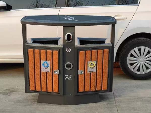 果皮箱